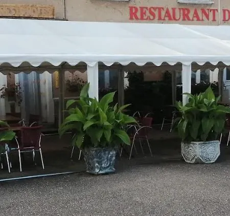 D'hotes Lagarde ゲストハウス